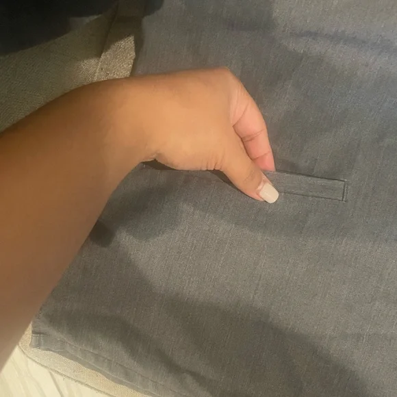 Figs Charcoal Women's V-Neck Scrub Top - Picture 7 of 7